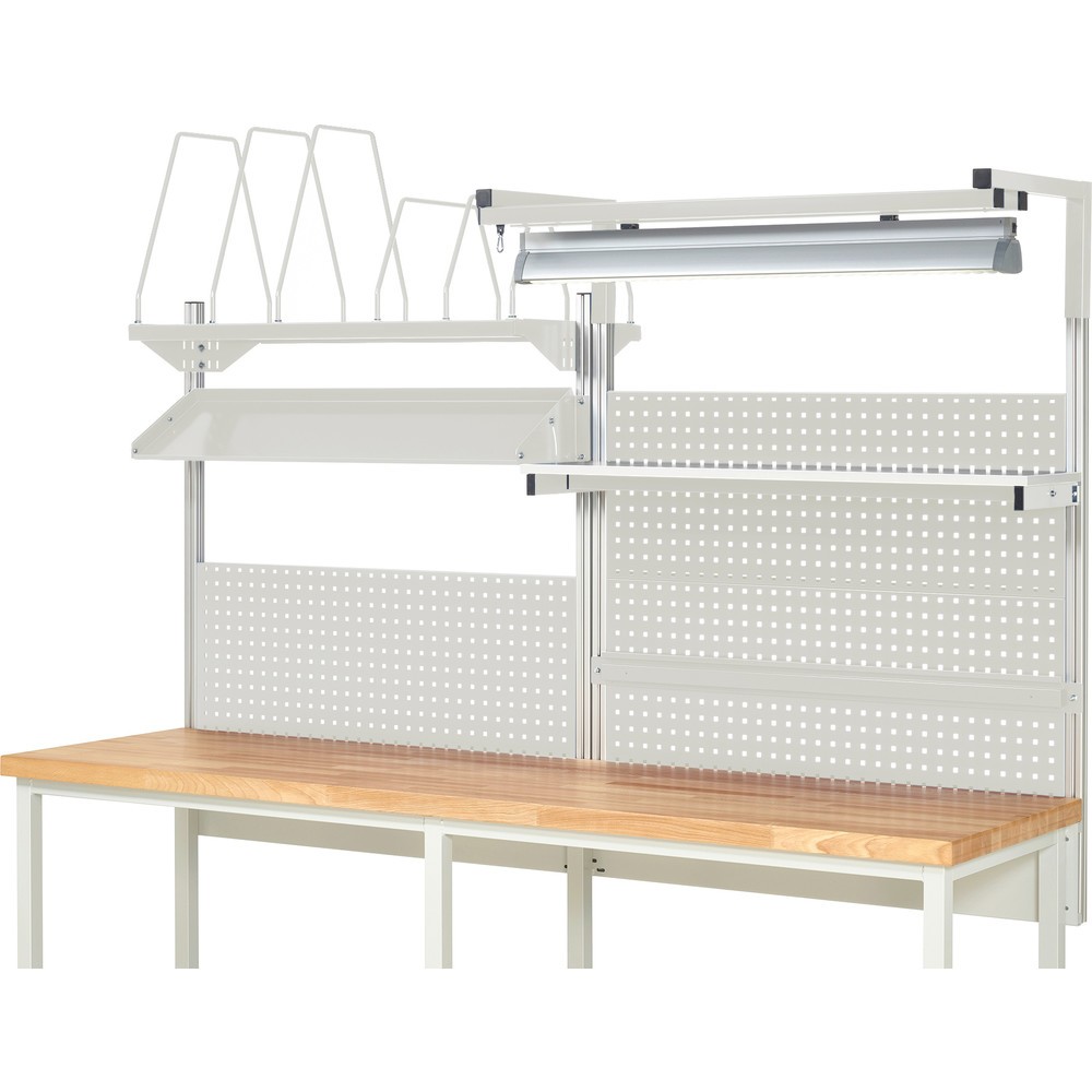 Číslo obrázku produktu 2: Nástavba pracovního stolu RAU, VxŠxH 1380 x 2500 x 2500 mm, 1 etážová police, 1 přídržná lišta, 1 naklápěcí odkládací plocha, 1 držák pro plochý monitor a 1 svítidlo, kompletní sada 06 pro šířku výrobku 2500 mm
